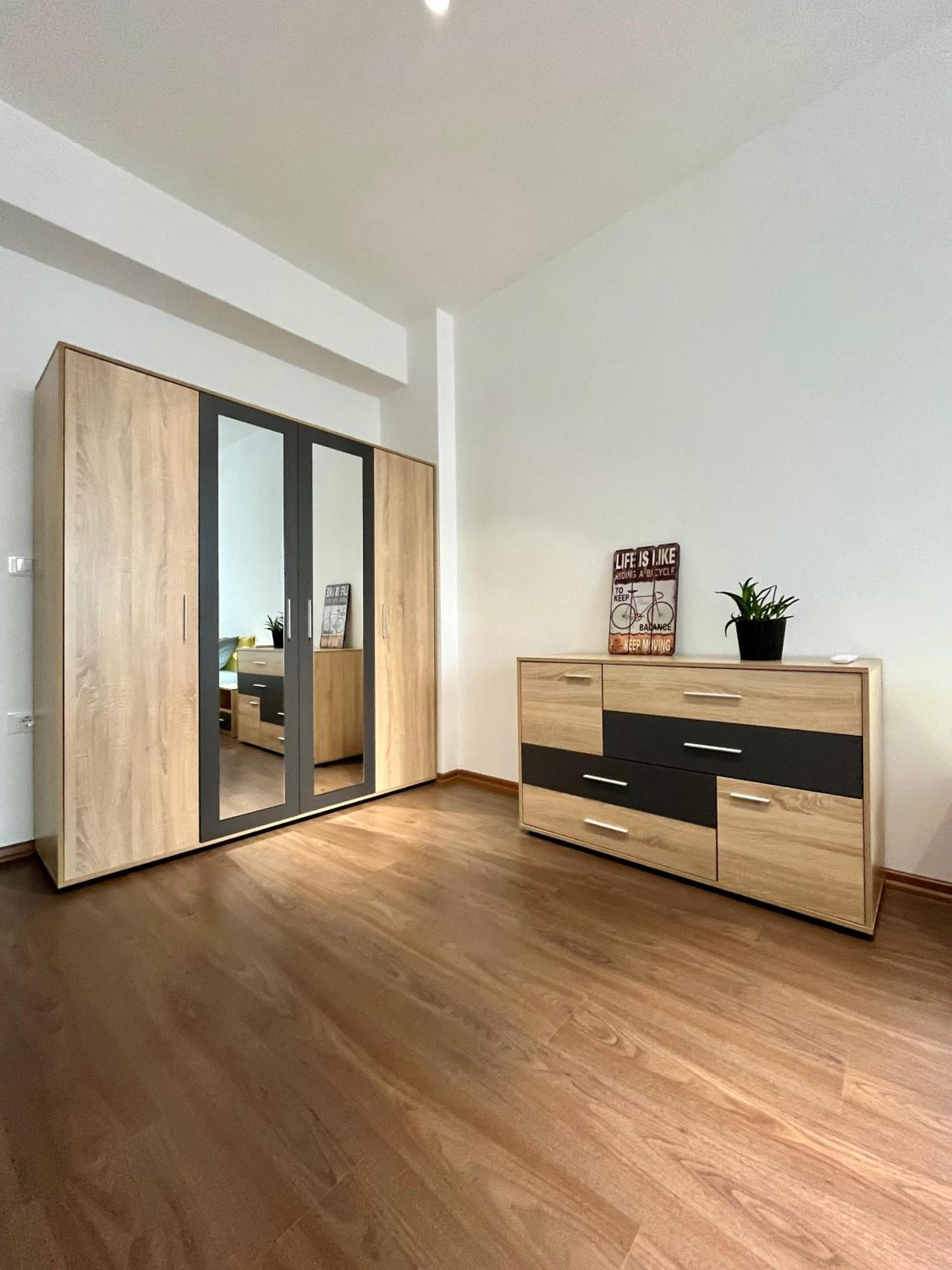 Mml Apartament Scopia
