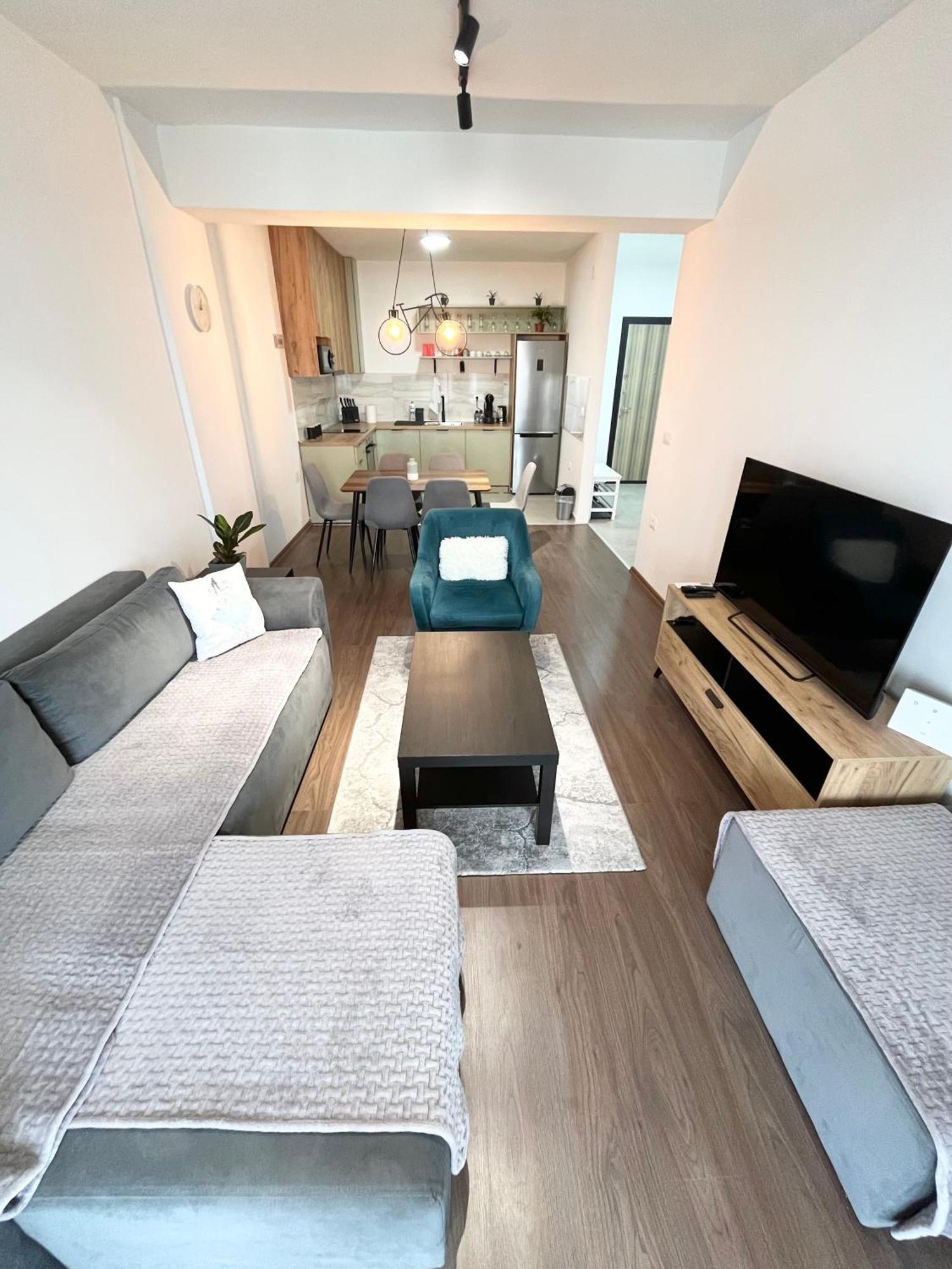 Apartament Mml